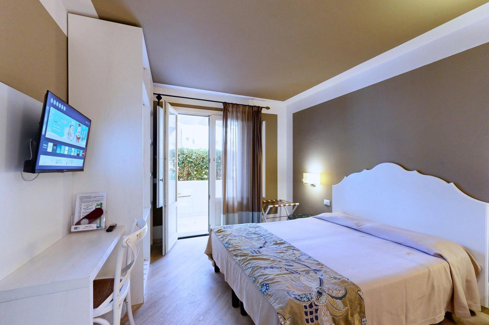 Aegusa Hotel Фавиньяна Экстерьер фото